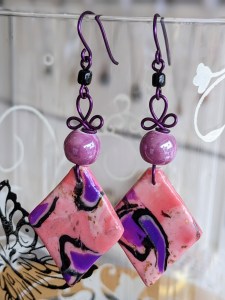 bijoux-alex-yell-boucles-d-oreilles-pate-polymere-grandes-boucles-d-oreilles-EFIM087Esaoui.jpg